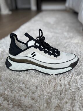 CHANEL White and Black CC Logo Platform Sneakers